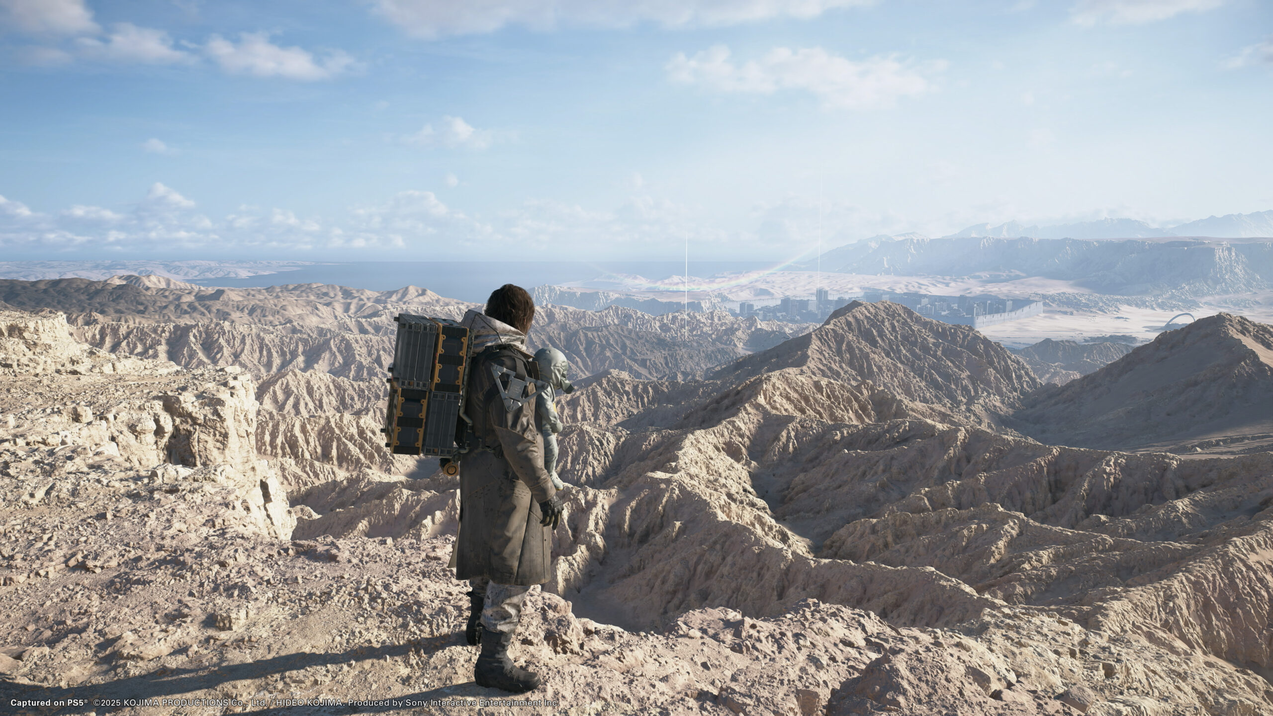 Una escena de Death Stranding 2: En la playa