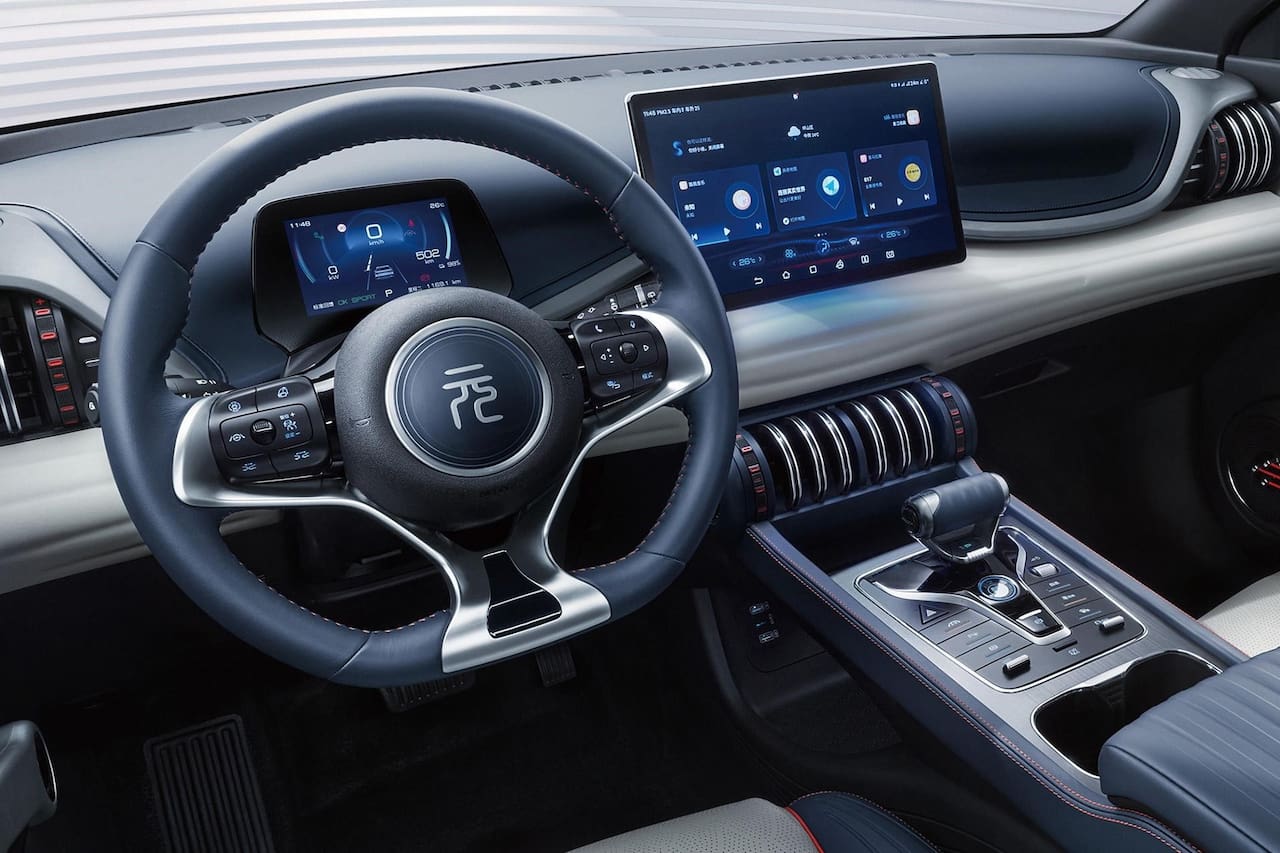 BYD presenta un crossover eléctrico con 510 km de autonomía, que tendrá un precio de unos 25.000 dólares-7 BYD presenta un crossover eléctrico con 510 km de autonomía, que tendrá un precio de unos 25.000 dólares-7