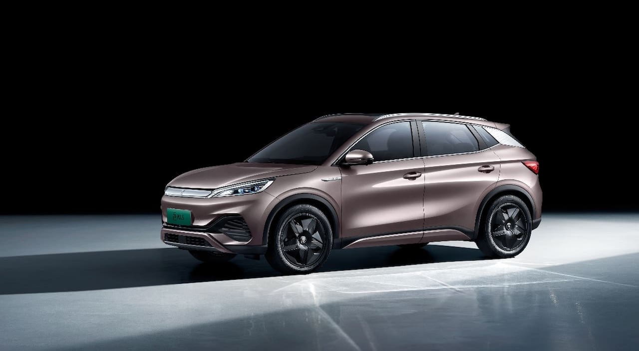BYD presenta un crossover eléctrico con 510 km de autonomía, que tendrá un precio de unos 25.000 dólares-3 BYD presenta un crossover eléctrico con 510 km de autonomía, que tendrá un precio de unos 25.000 dólares-3