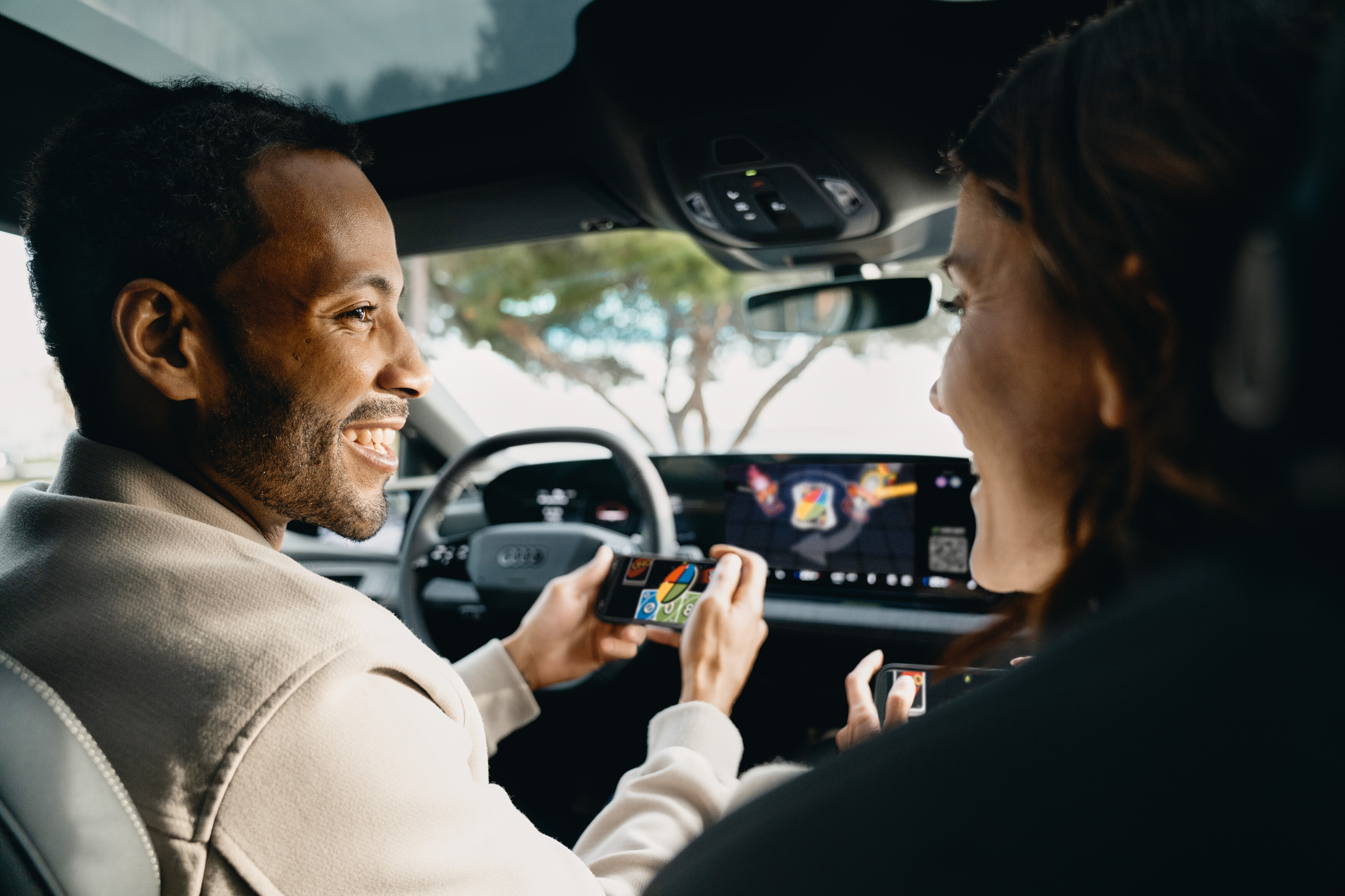 Controladores de juegos en forma de teléfonos inteligentes para Audi