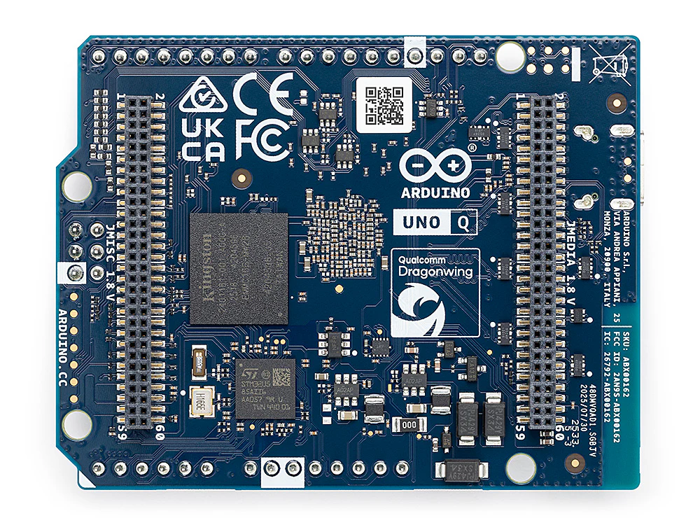 Parte trasera de la placa Arduino UNO Q