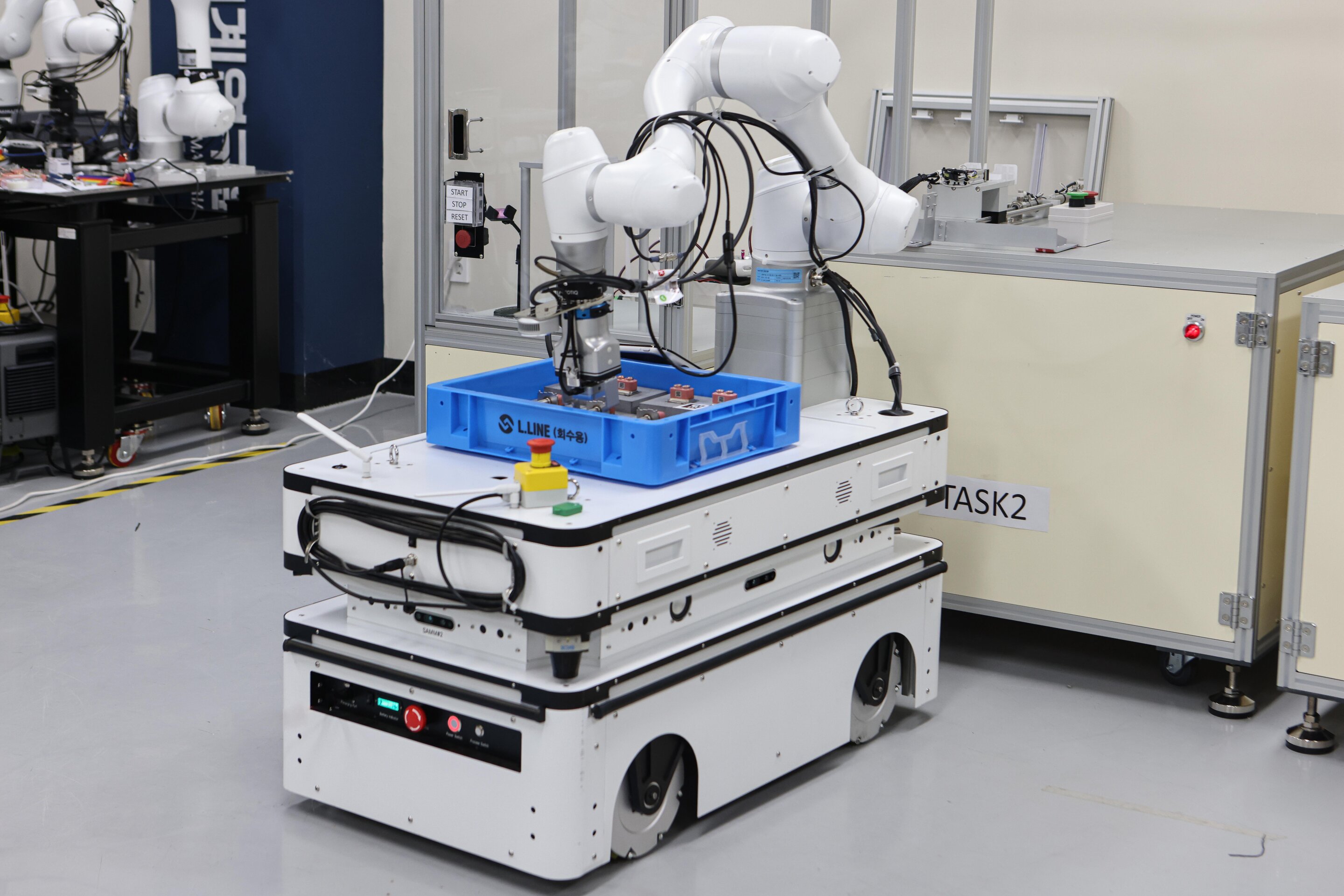 Un equipo coreano desarrolla inteligencia artificial para controlar robots industriales