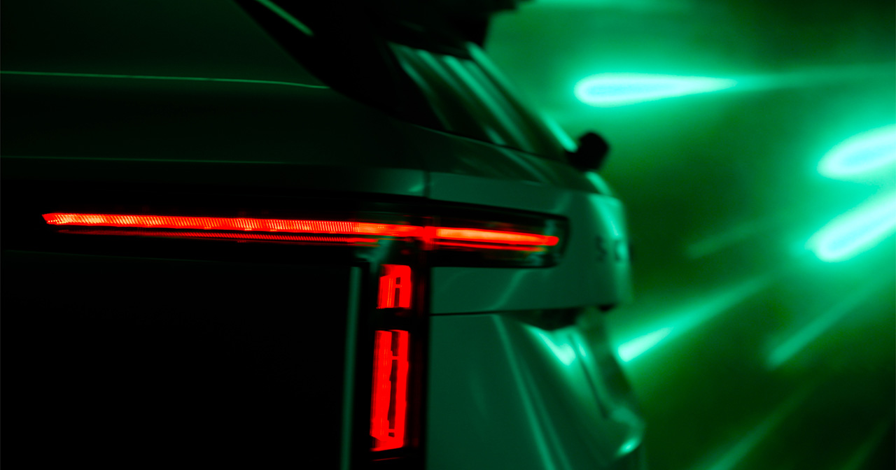 Teaser del SUV eléctrico Skoda Space Teaser del SUV eléctrico Skoda Space