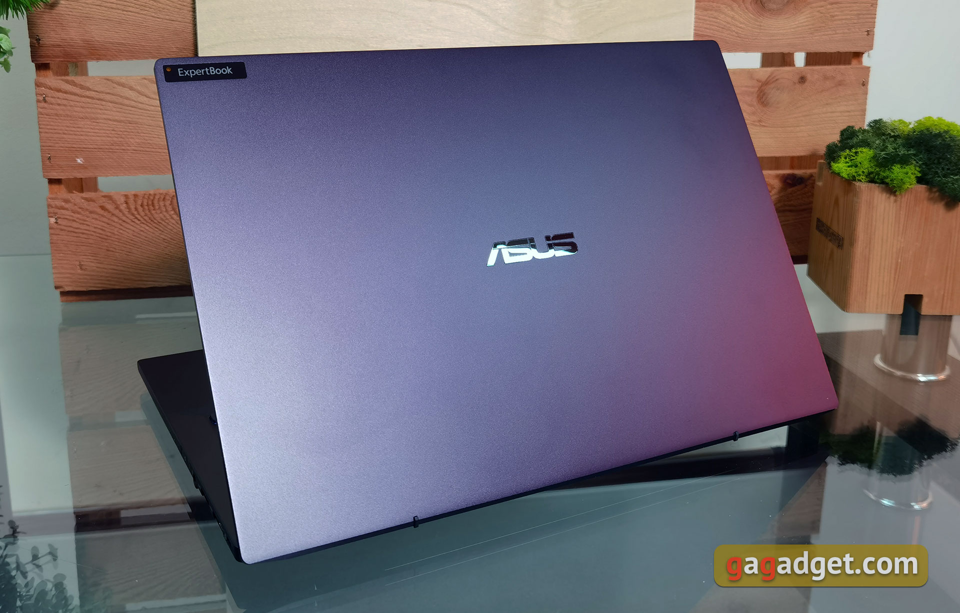 Análisis del ASUS ExpertBook B5: un portátil de negocios fiable con una impresionante duración de la batería-7 Análisis del ASUS ExpertBook B5: un portátil de negocios fiable con una impresionante duración de la batería-7