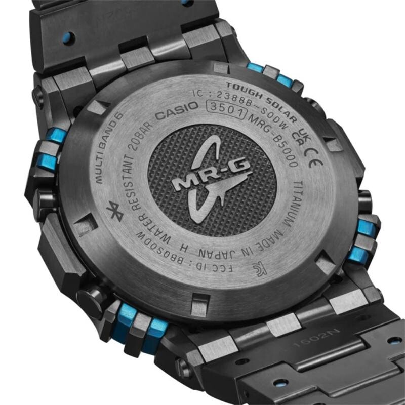 Reloj Casio MRG-B5000BA-1JR con Bluetooth y funciones Tough Solar
