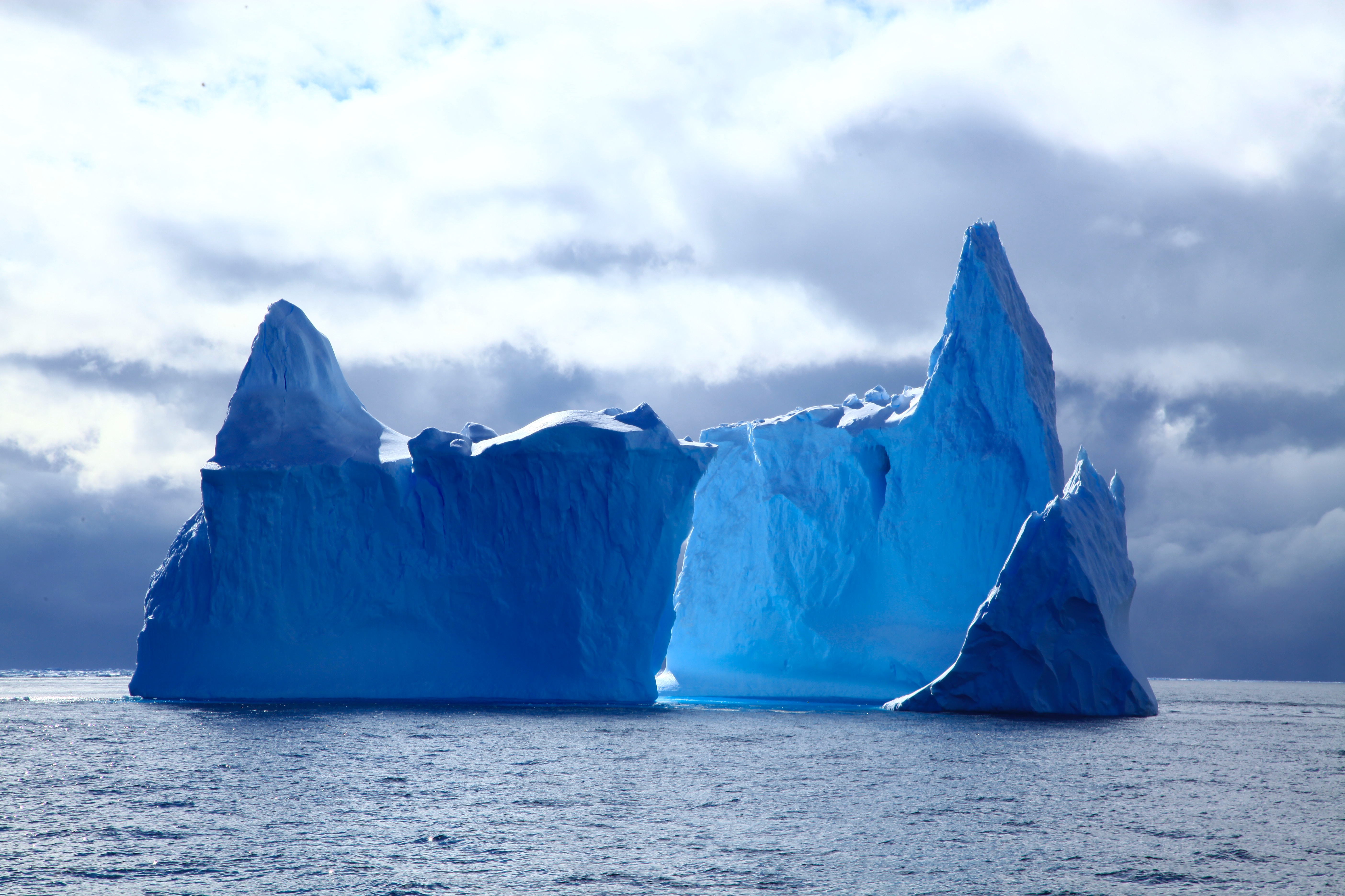 Científicos han creado una red neuronal que cartografía grandes icebergs 10.000 veces más rápido que los humanos Científicos han creado una red neuronal que cartografía grandes icebergs 10.000 veces más rápido que los humanos