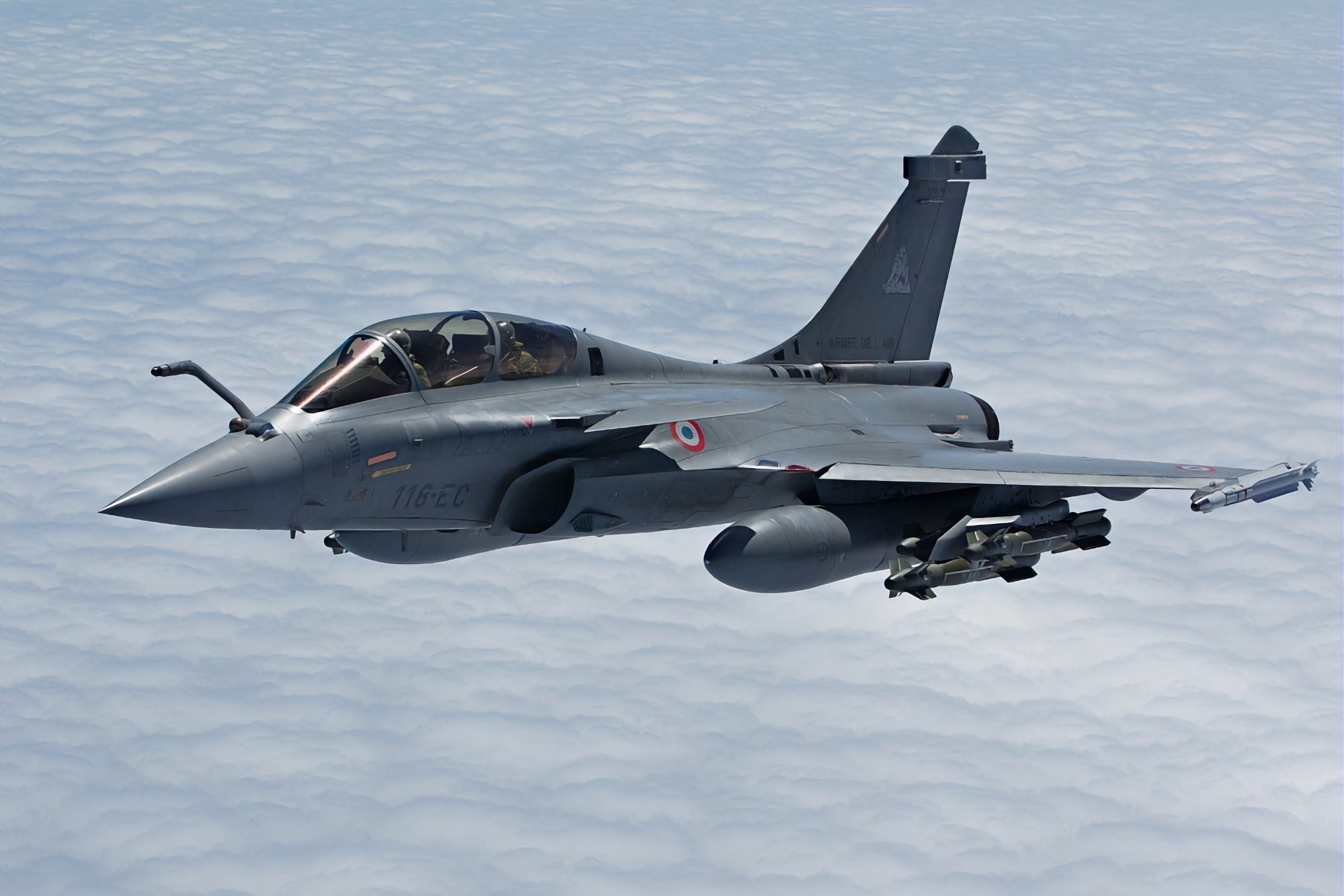 Indonesia compra el tercer lote de cazas franceses Dassault Rafale