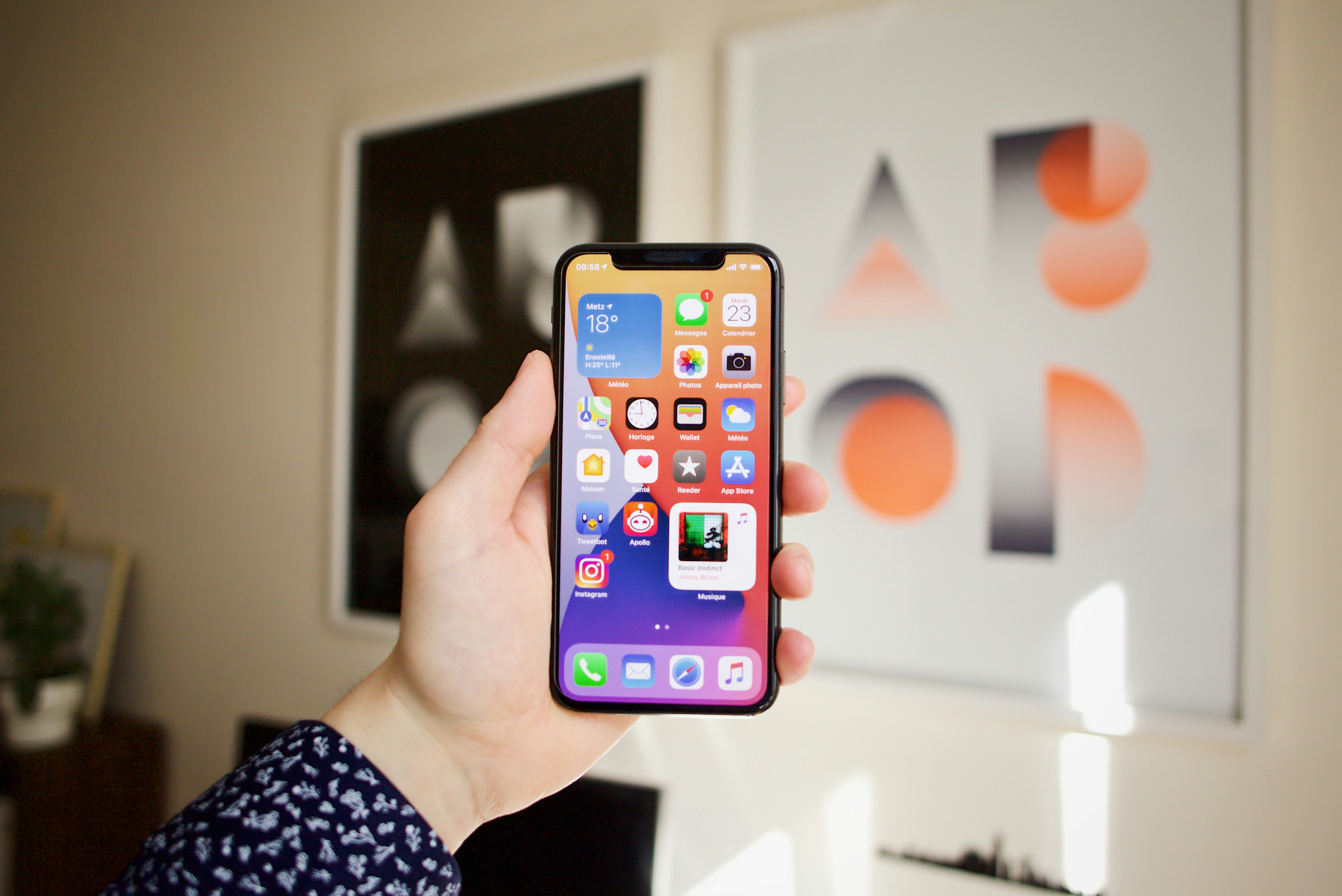 Tim Cook confirma el lanzamiento de la IA generativa de Apple para finales de 2024