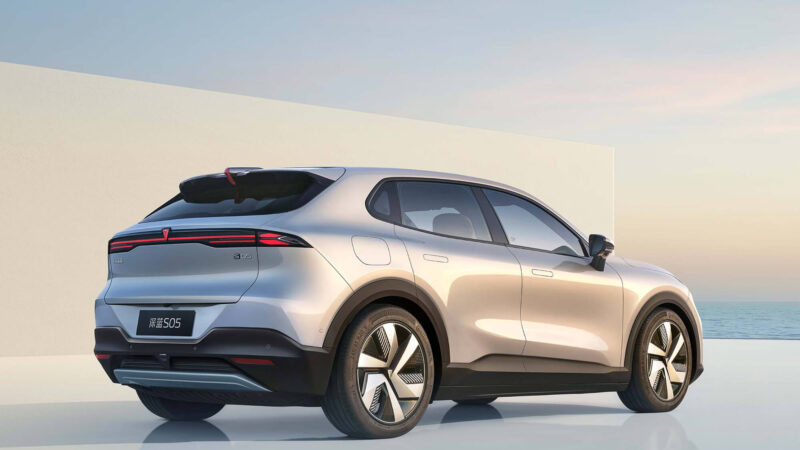 Interior del Changan Deepal S05 con multimedia