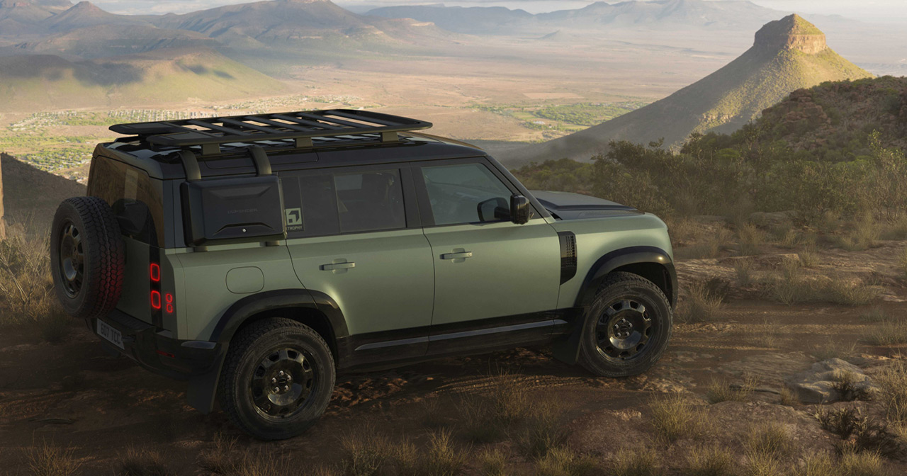 Defender Trophy Edition en el color Keswick Green