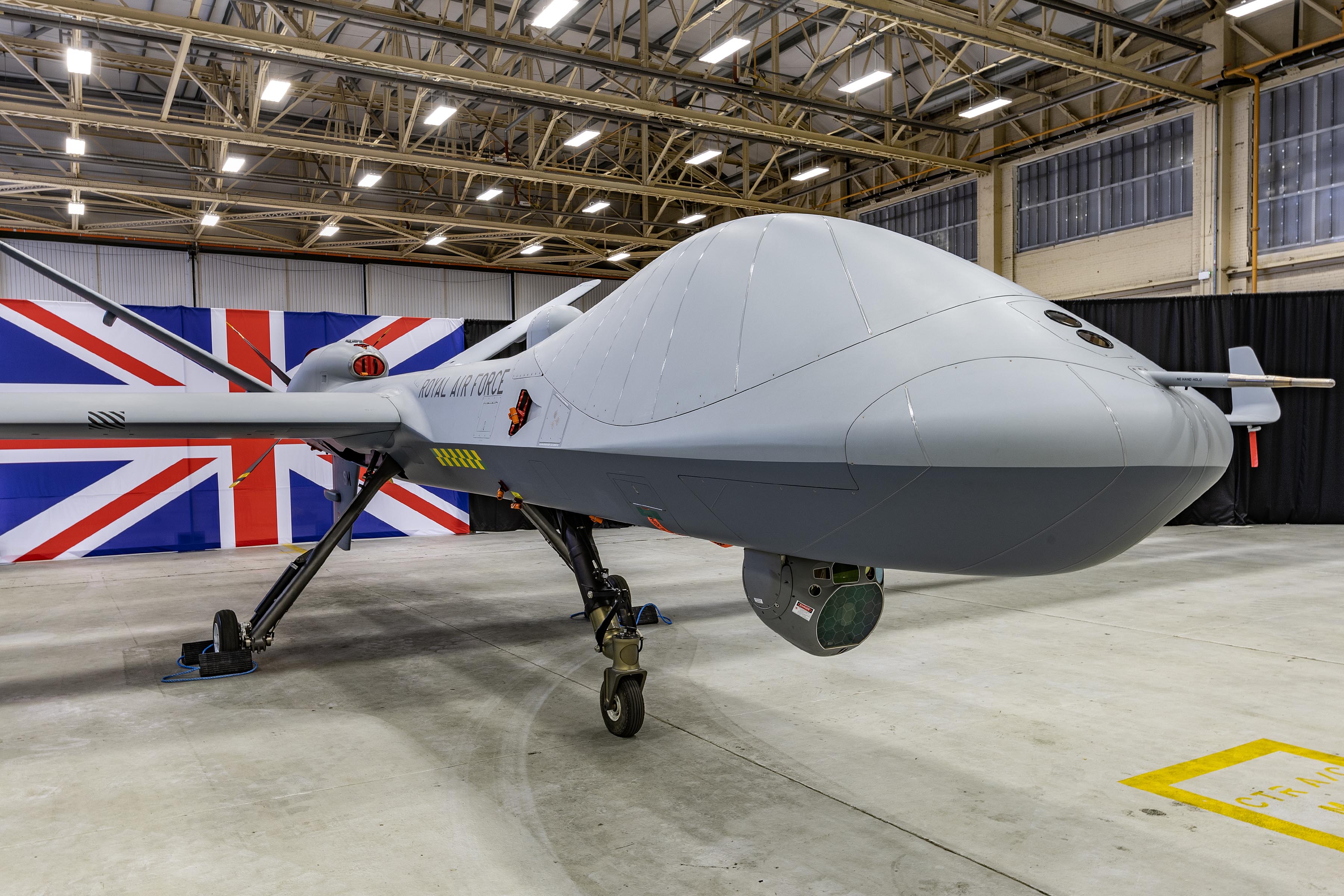 La Real Fuerza Aérea británica ha recibido el primer avión no tripulado de ataque y reconocimiento Protector RG Mk1 de EE.UU. La Real Fuerza Aérea británica ha recibido el primer avión no tripulado de ataque y reconocimiento Protector RG Mk1 de EE.UU.