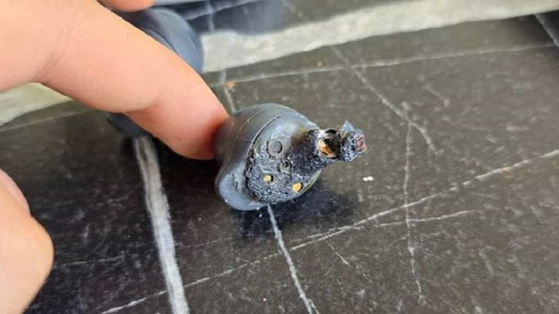 Además de otra fobia: los nuevos auriculares Galaxy Buds FE de Samsung explotaron en los oídos de una niña y le robaron la audición Además de otra fobia: los nuevos auriculares Galaxy Buds FE de Samsung explotaron en los oídos de una niña y le robaron la audición