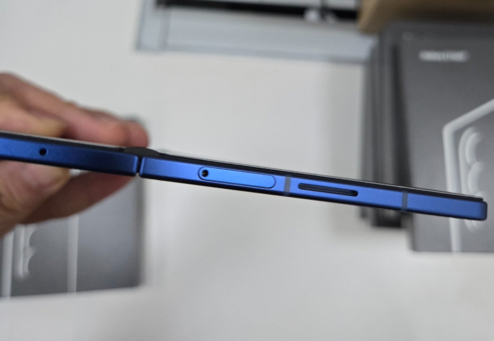Perfil delgado del Galaxy Z Fold 7