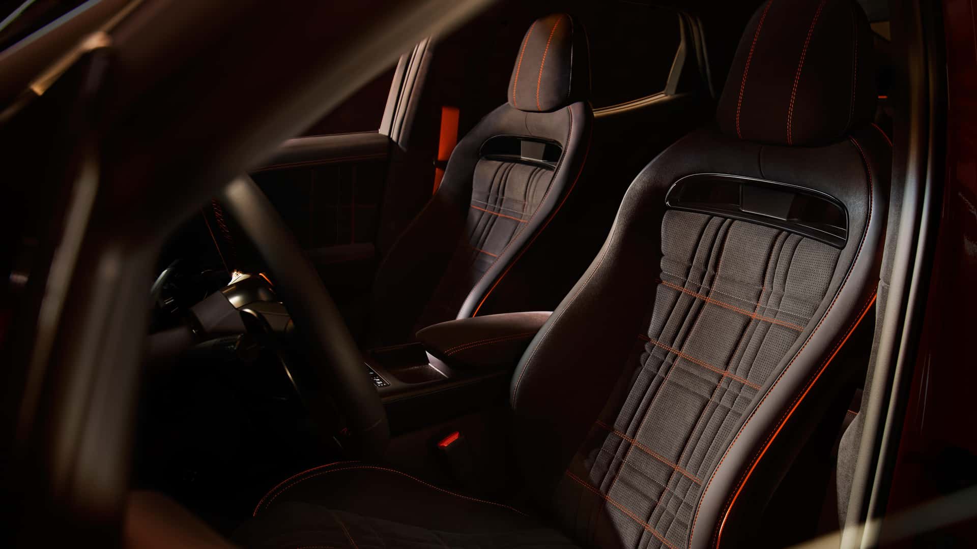 Interior del Genesis GV60 Magma 2026