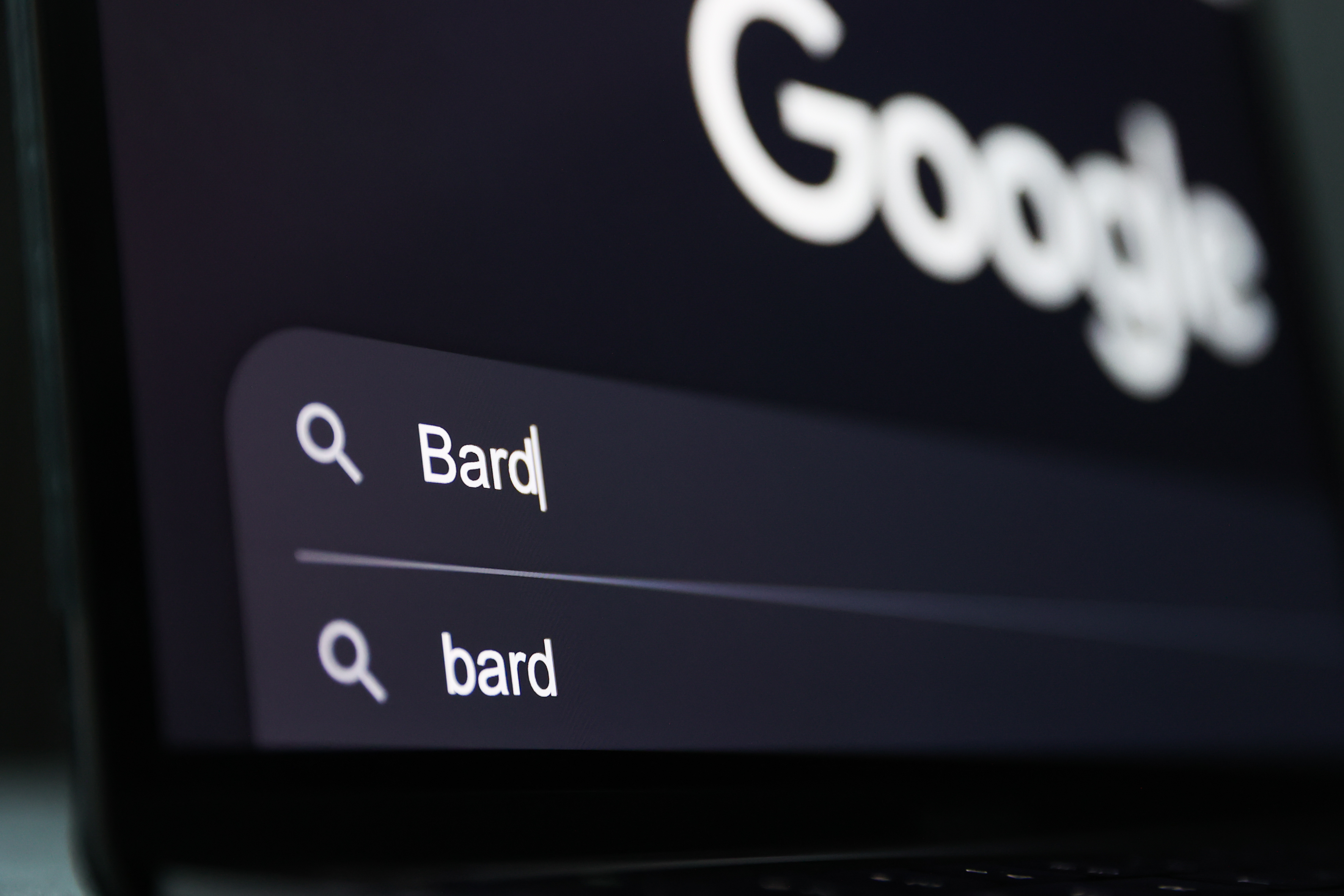 Google ha ampliado su programa de bug bounty para vulnerabilidades en sistemas de IA generativa Google ha ampliado su programa de bug bounty para vulnerabilidades en sistemas de IA generativa