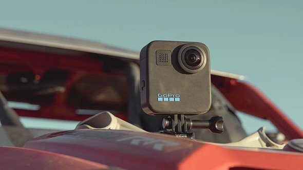 GoPro Max (2025) en un coche GoPro Max (2025) en un coche