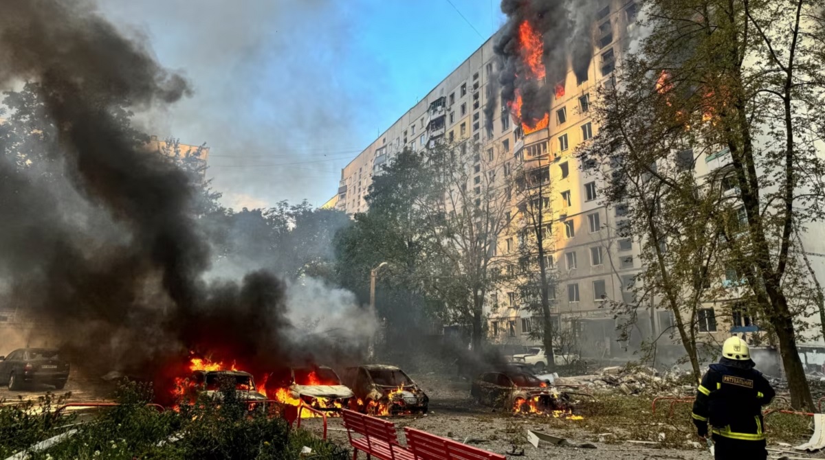 Ucrania bajo un ataque masivo con misiles: Los bárbaros rusos dispararon 120 misiles y 90 drones contra infraestructuras civiles Ucrania bajo un ataque masivo con misiles: Los bárbaros rusos dispararon 120 misiles y 90 drones contra infraestructuras civiles