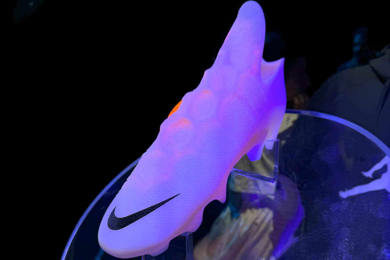 Nike ha utilizado la inteligencia artificial para desarrollar una colección de zapatillas A.I.R. para atletas profesionales de cara a los Juegos Olímpicos de París.-8