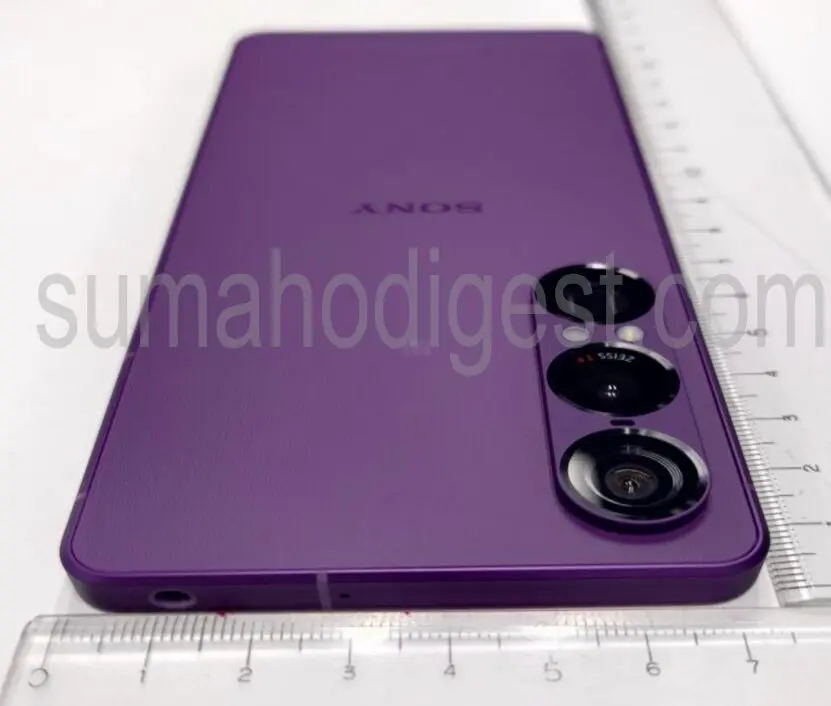 Imagen del panel lateral del Sony Xperia 1 VII Imagen del panel lateral del Sony Xperia 1 VII
