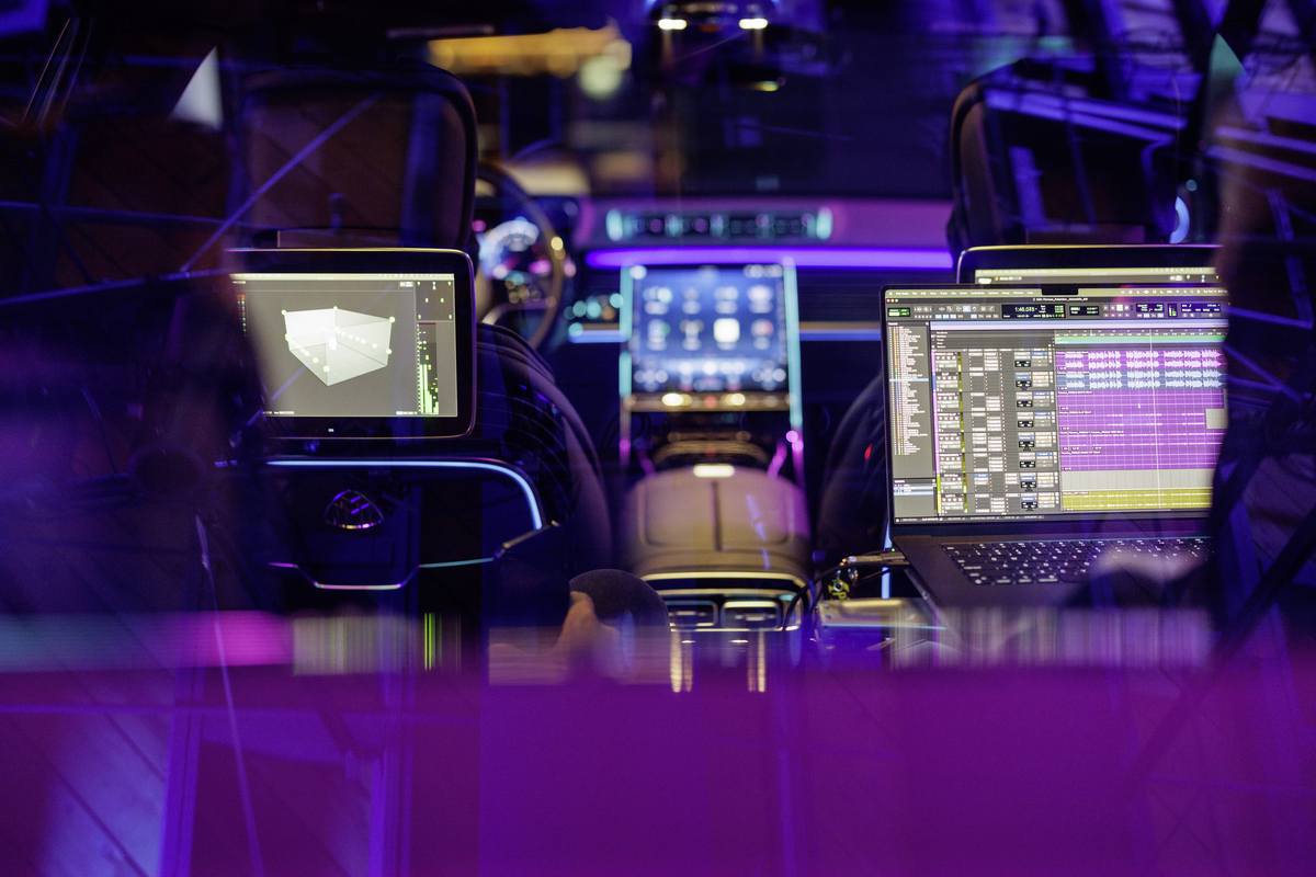 Mercedes-Benz Maybach - Image 2 Mercedes-Benz Maybach - Image 2