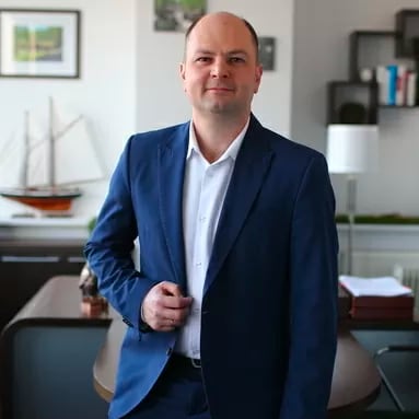NovaPay ha instalado 500 terminales de punto de venta propios en los puntos de venta de Novaya Posta, y contará con 10.000 a finales de 2025.-2