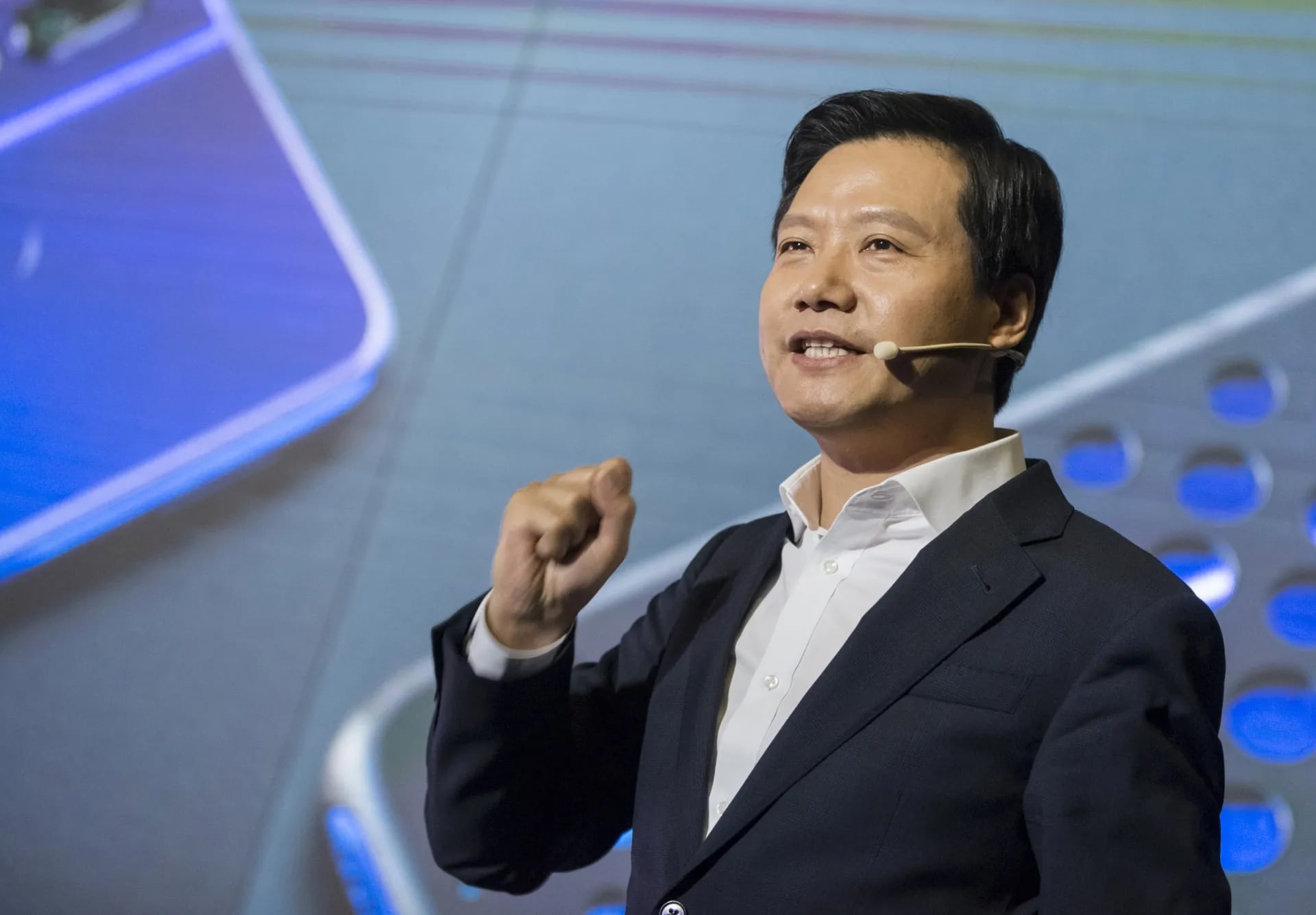 Lei Jun, consejero delegado de Xiaomi Lei Jun, CEO de Xiaomi, durante la presentación del Mi AI Stick