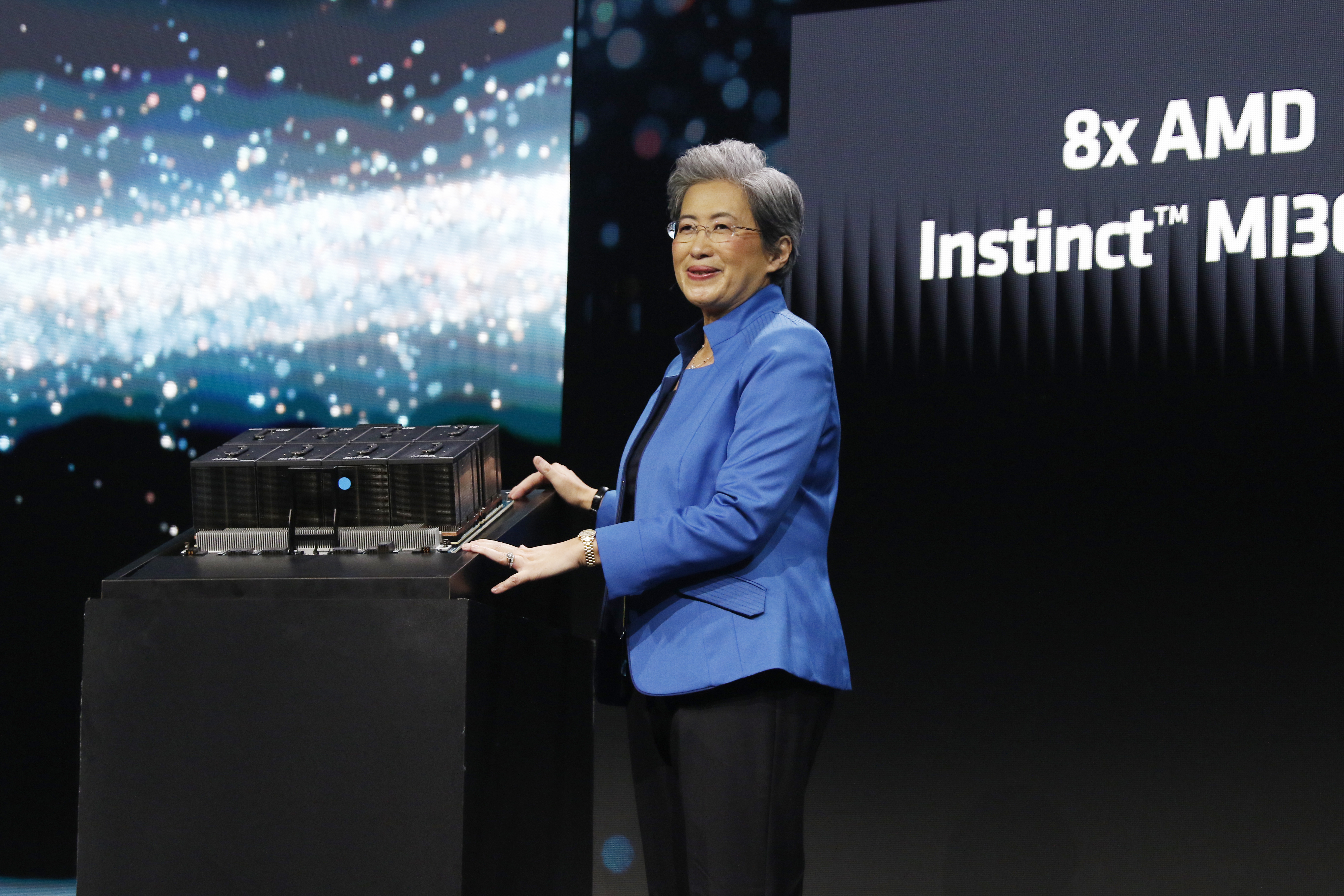 AMD presenta chips para el entrenamiento acelerado de inteligencia artificial AMD presenta chips para el entrenamiento acelerado de inteligencia artificial