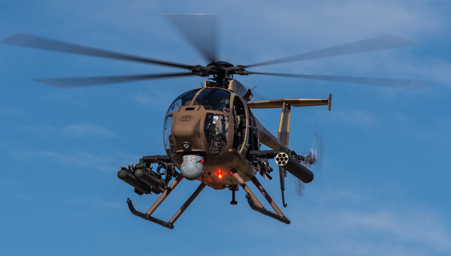 Helicóptero ligero de reconocimiento Boeing AH-6i Helicóptero ligero de reconocimiento Boeing AH-6i