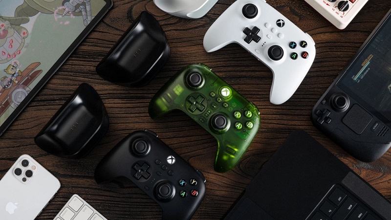 Mando 8BitDo Ultimate en color verde translúcido