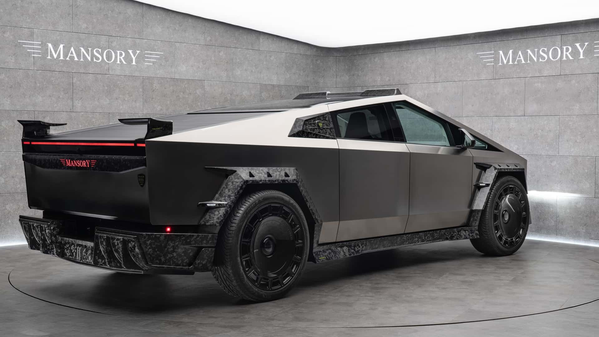 Mansory Alargamiento Tesla Cybertruck Vista trasera Mansory Alargamiento Tesla Cybertruck Vista trasera