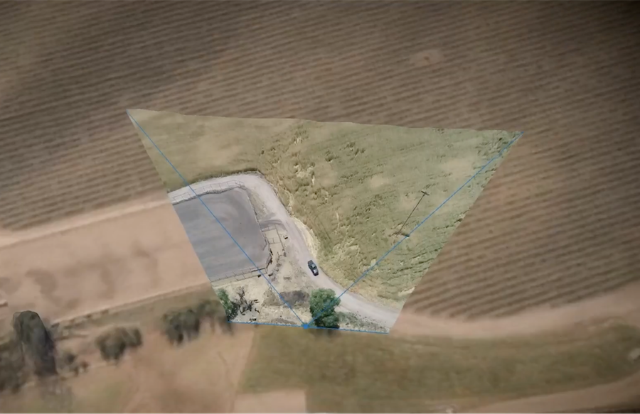 Flujo de vídeo de drones basado en datos tridimensionales por satélite
