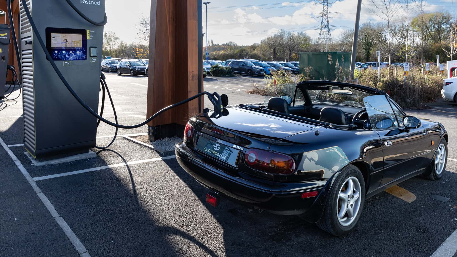 Mazda MX-5 NA electrificado - ver 2 Mazda MX-5 NA electrificado - ver 2