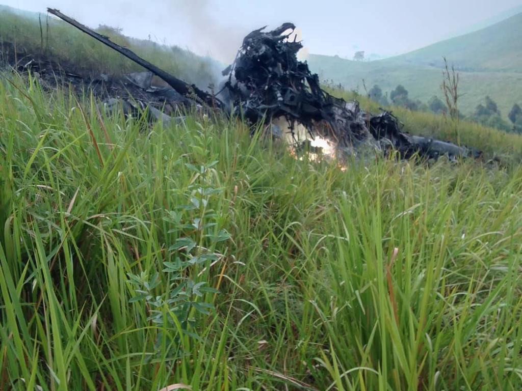 Un helicóptero Mi-28NE Night Hunter de fabricación rusa se estrelló en Uganda y murieron todos sus tripulantes Un helicóptero Mi-28NE Night Hunter de fabricación rusa se estrelló en Uganda y murieron todos sus tripulantes