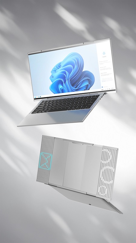 Pantalla del portátil Compal cuando está extendida