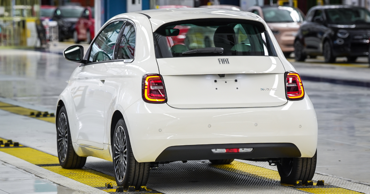Fiat 500 Hybrid en la instalación de Mirafiori.
