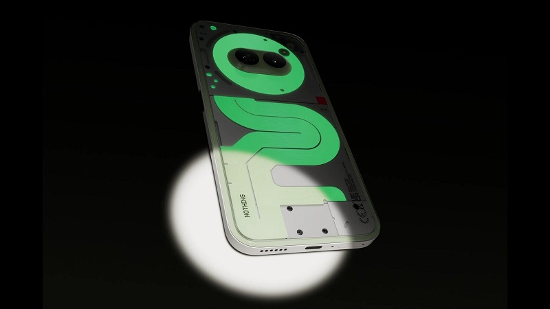 Se ha presentado una versión especial del smartphone Nothing Phone (2a) Plus, con un cuerpo que brilla en la oscuridad-2 Se ha presentado una versión especial del smartphone Nothing Phone (2a) Plus, con un cuerpo que brilla en la oscuridad-2