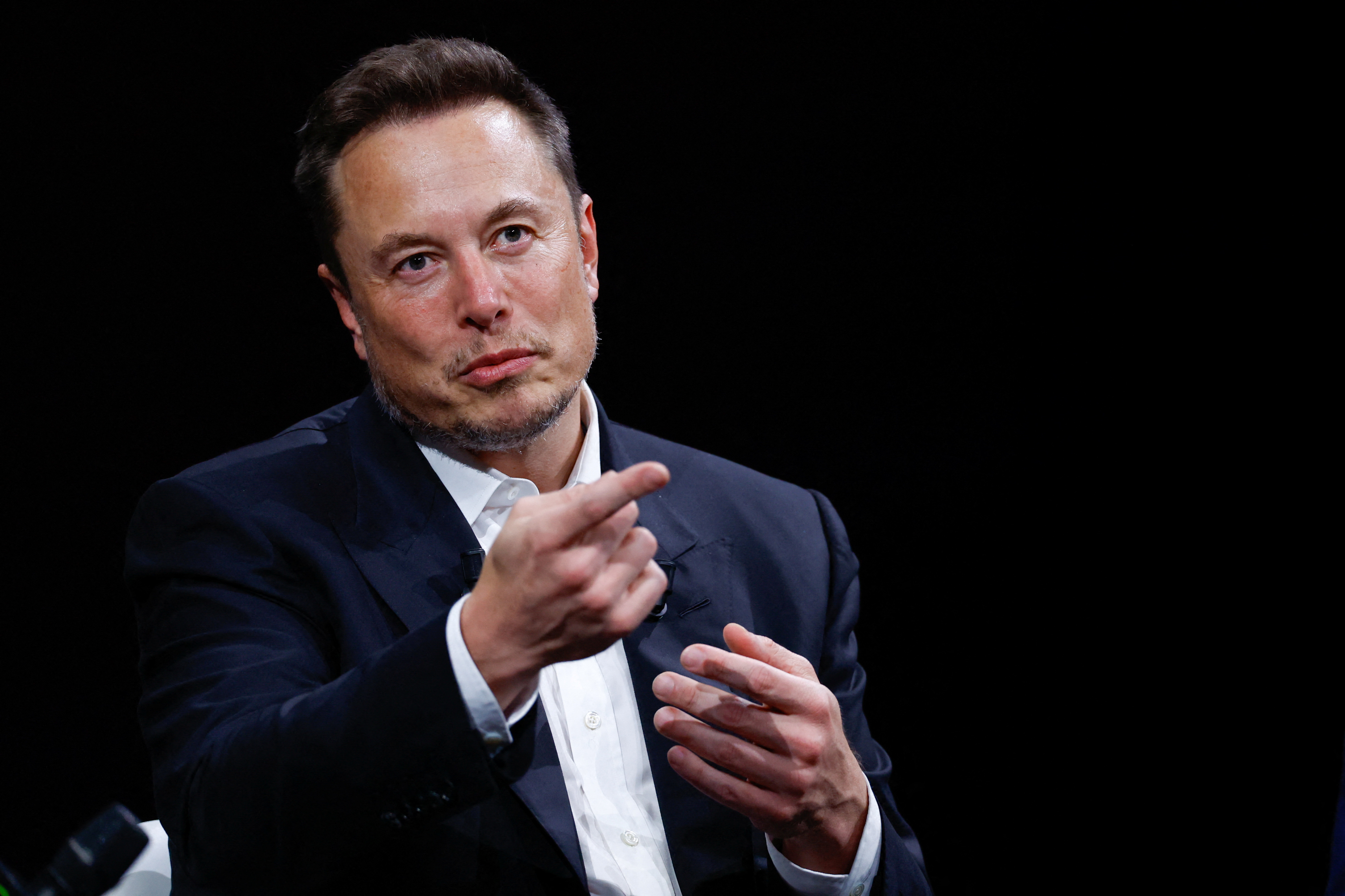 Elon Musk asistirá a la cumbre sobre seguridad de la IA organizada por Rishi Sunak en Bletchley Park Elon Musk asistirá a la cumbre sobre seguridad de la IA organizada por Rishi Sunak en Bletchley Park