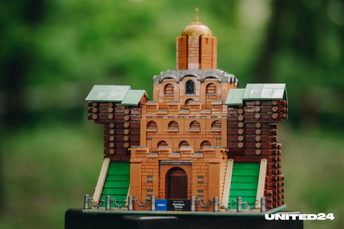 Lego Creators junto con la plataforma United24 presentaron sets exclusivos dedicados a los principales monumentos arquitectónicos de Ucrania-4 Lego Creators junto con la plataforma United24 presentaron sets exclusivos dedicados a los principales monumentos arquitectónicos de Ucrania-4