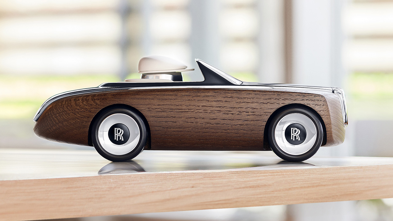Detalles de la escultura en miniatura Rolls-Royce Cameo