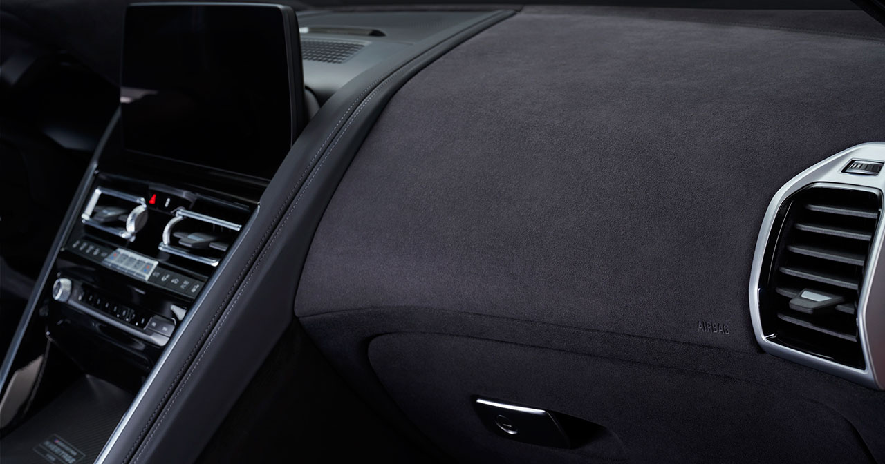 BMW M850i Edition M Heritage con trim personalizado BMW M850i Edition M Heritage con trim personalizado