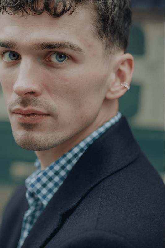 Vista lateral de los pendientes inteligentes Lumia 2