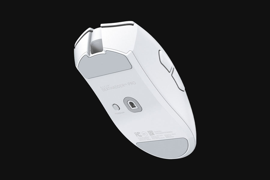Vista detallada del Razer DeathAdder V4 Pro en blanco