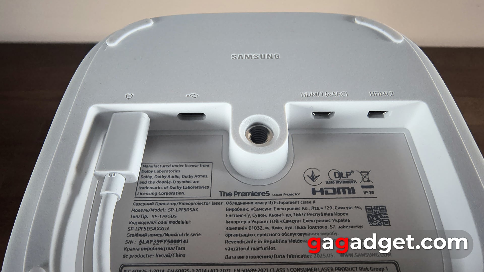 Ahora su escritorio es táctil: análisis del proyector láser interactivo Samsung The Premiere 5-10 Ahora su escritorio es táctil: análisis del proyector láser interactivo Samsung The Premiere 5-10