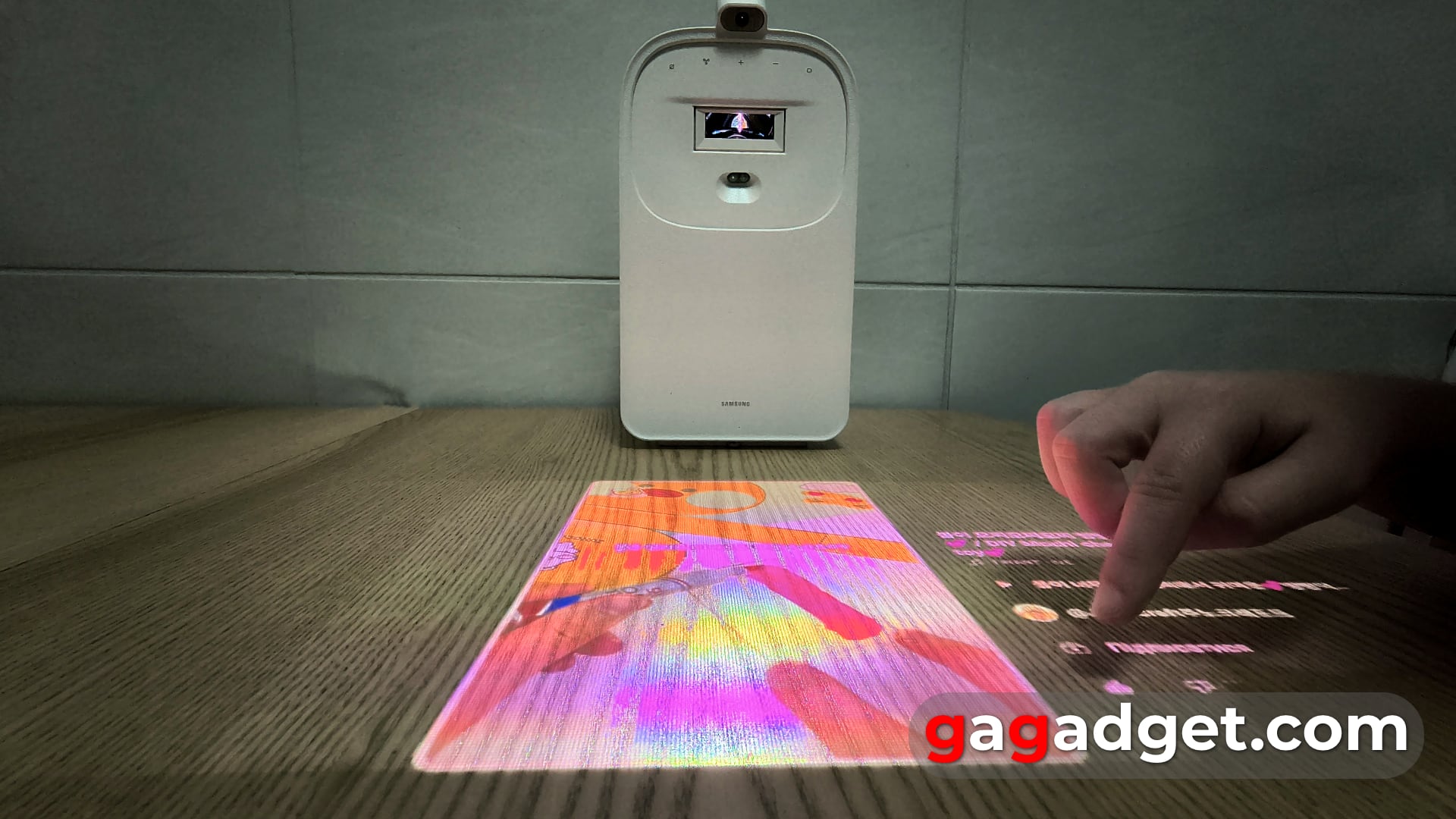 Ahora su escritorio es táctil: análisis del proyector láser interactivo Samsung The Premiere 5 Ahora su escritorio es táctil: análisis del proyector láser interactivo Samsung The Premiere 5