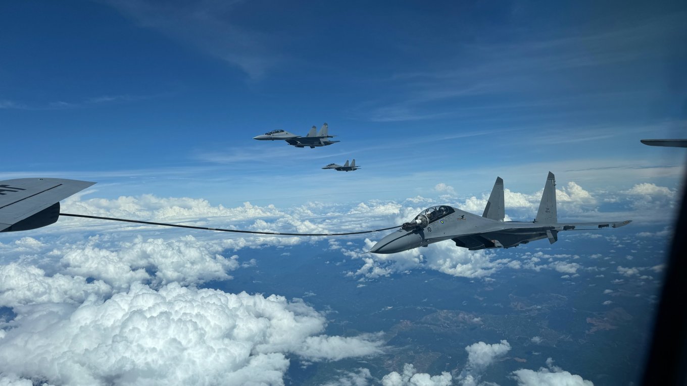 Su-30MKM. Ilustración: Fuerza Aérea de Malasia