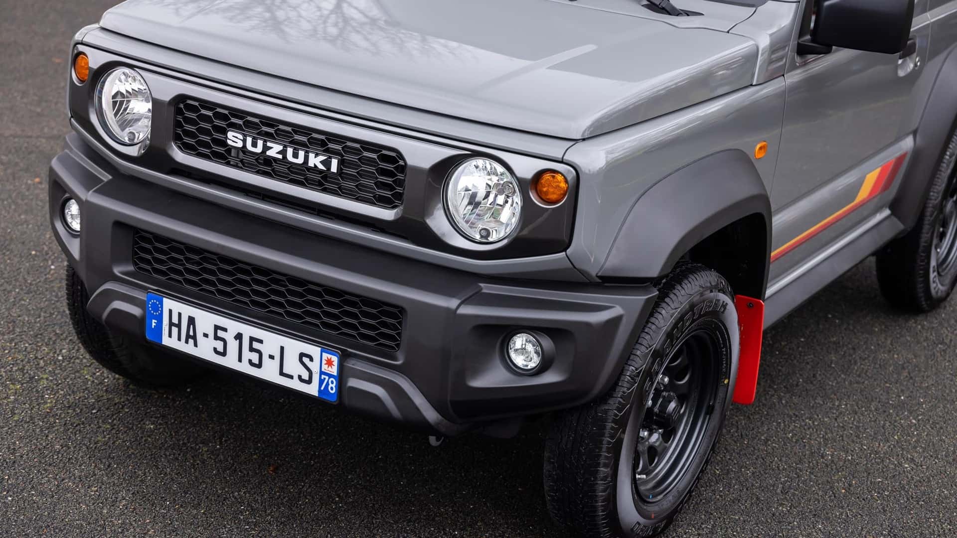 Suzuki Jimny 55ème Anniversaire en Francia - foto 4 Suzuki Jimny 55ème Anniversaire en Francia - foto 4