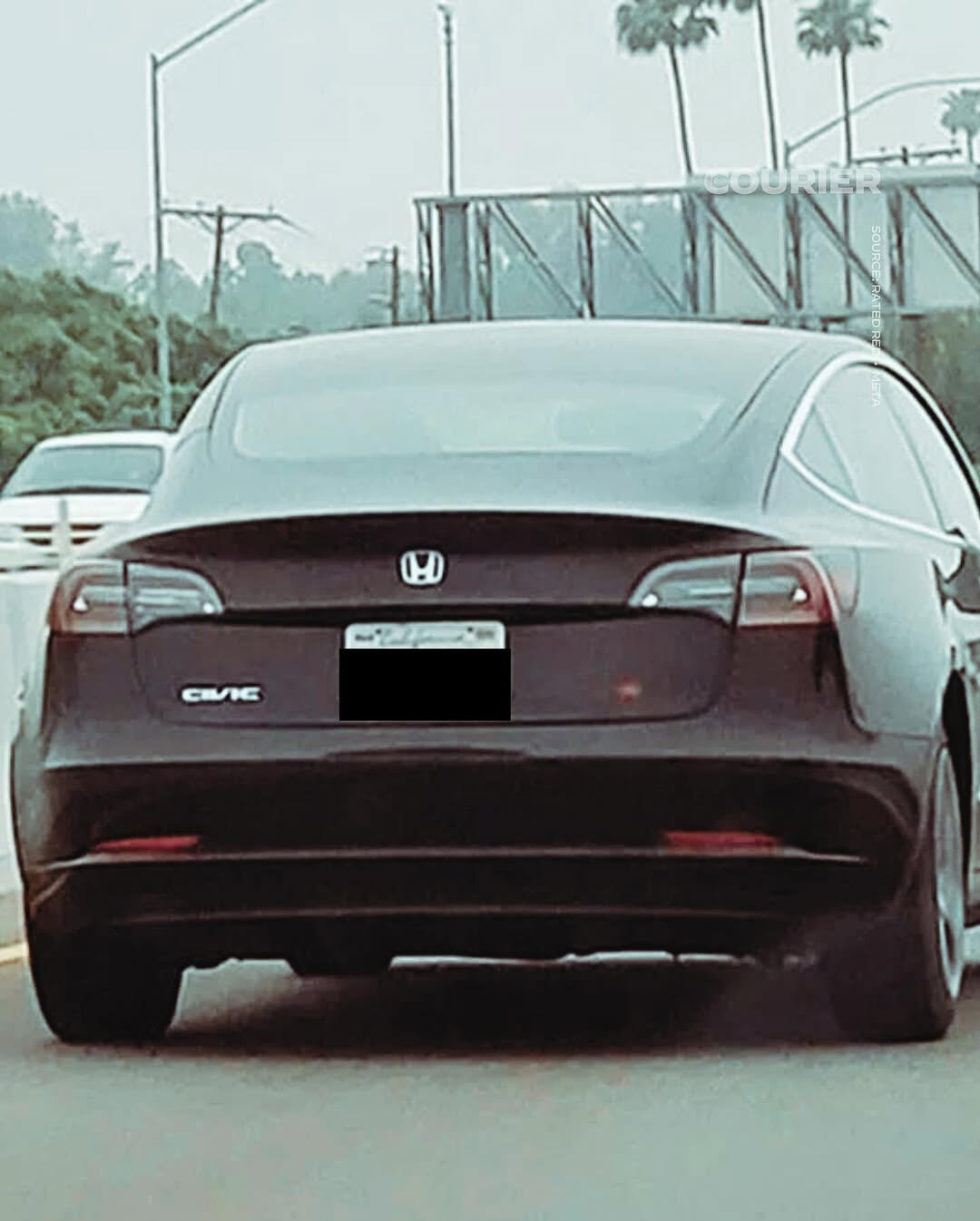 Protestas creativas de los propietarios de Tesla mediante modificaciones de sus vehículos Protestas creativas de los propietarios de Tesla mediante modificaciones de sus vehículos