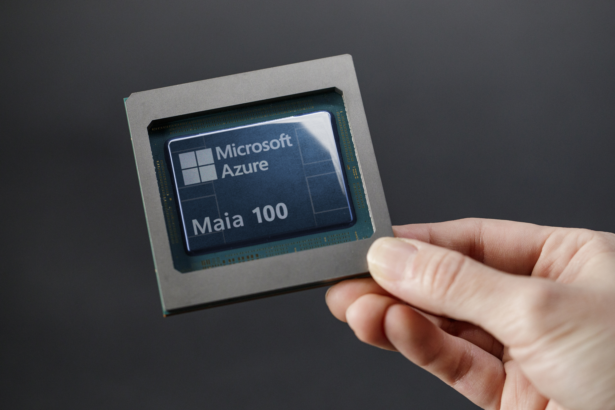 Microsoft presenta sus propios chips de inteligencia artificial para no depender de NVIDIA-3 Microsoft presenta sus propios chips de inteligencia artificial para no depender de NVIDIA-3