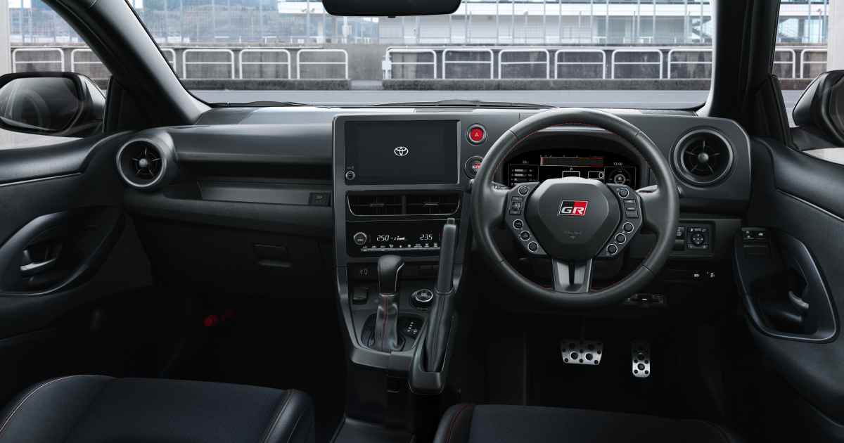 Nuevo volante del Toyota GR Yaris 2026