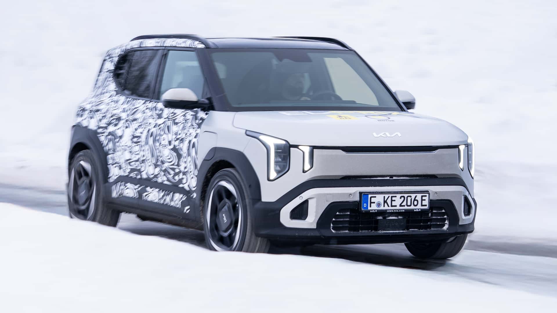 Prototipo del Kia EV2 en pruebas de invierno